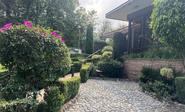 Casa en Venta en Bosques de las Lomas