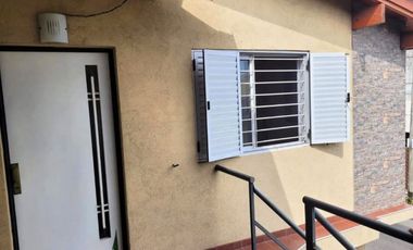 CASA PH FRENTE 4 AMBIENTES y COCHERA RAMOS MEJIA