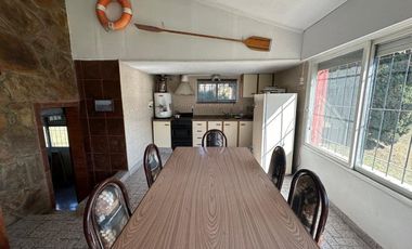 VENTA CASA OLIVEROS - GRAN TERRENO - CERCA DEL RIO