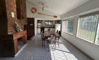 VENTA CASA OLIVEROS - GRAN TERRENO - CERCA DEL RIO