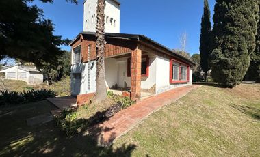 VENTA CASA OLIVEROS - GRAN TERRENO - CERCA DEL RIO