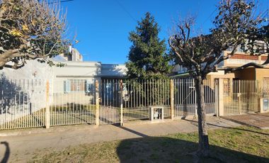 Casa 3 Amb, con excelente distribución.C/Cochc