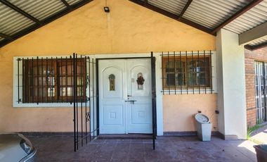 VENTA CASA 3 AMB Bº PRIVADO LOS OMBÚES FCIO VARELA