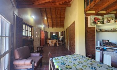 VENTA CASA 3 AMB Bº PRIVADO LOS OMBÚES FCIO VARELA