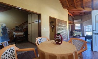 VENTA CASA 3 AMB Bº PRIVADO LOS OMBÚES FCIO VARELA
