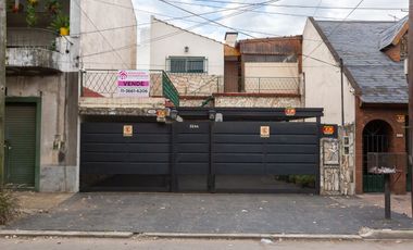 Casa Multifamiliar 3 en 1  cochera patio FINANCIA