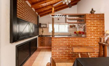 Casa Multifamiliar 3 en 1  cochera patio FINANCIA