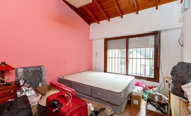 Casa Multifamiliar 3 en 1  cochera patio FINANCIA
