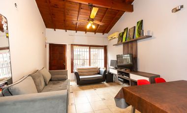 Casa Multifamiliar 3 en 1  cochera patio FINANCIA