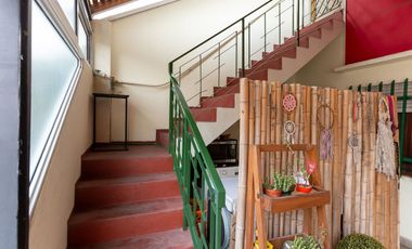 Casa Multifamiliar 3 en 1  cochera patio FINANCIA