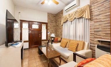Casa Multifamiliar 3 en 1  cochera patio FINANCIA