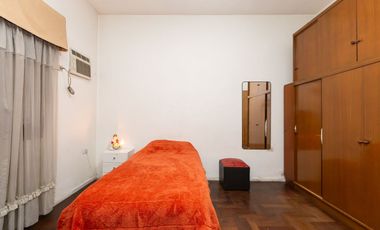 Casa Multifamiliar 3 en 1  cochera patio FINANCIA