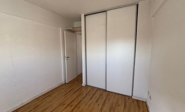 Departamento de 2 ambientes con cochera
