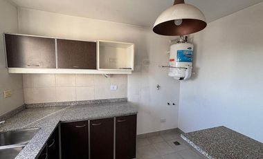 Departamento de 2 ambientes con cochera