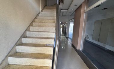 Departamento de 2 ambientes con cochera