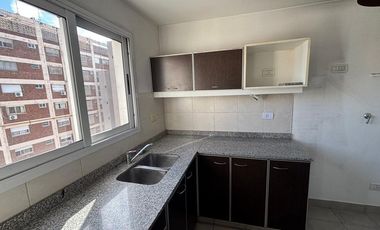 Departamento de 2 ambientes con cochera