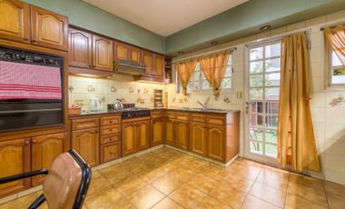 Venta Caballito Hermoso Triplex Jardín 2 Cocheras