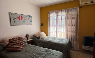 CASA EN VENTA EN PEHUAJÓ CON PILETA
