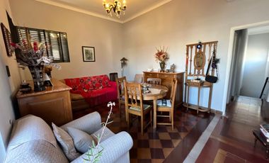 INTERNO IMPECABLE DE 1 DORMITORIO EN BV PELLEGRINI