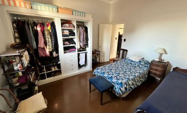 INTERNO IMPECABLE DE 1 DORMITORIO EN BV PELLEGRINI