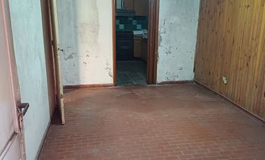 VENTA LOTE PROPIO CON 2 CASAS - OPORTUNIDAD