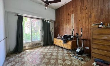 VENTA LOTE PROPIO CON 2 CASAS - OPORTUNIDAD