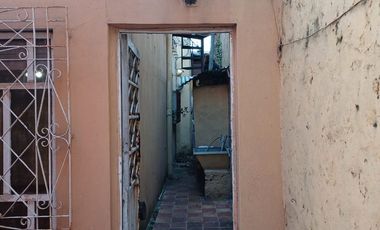 VENTA LOTE PROPIO CON 2 CASAS - OPORTUNIDAD