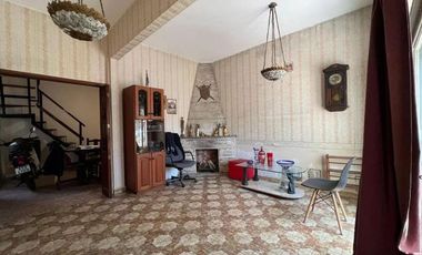 VENTA LOTE PROPIO CON 2 CASAS - OPORTUNIDAD