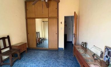 VENTA LOTE PROPIO CON 2 CASAS - OPORTUNIDAD