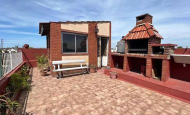 VENTA LOTE PROPIO CON 2 CASAS - OPORTUNIDAD