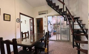 VENTA LOTE PROPIO CON 2 CASAS - OPORTUNIDAD