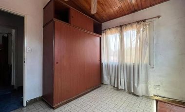 VENTA LOTE PROPIO CON 2 CASAS - OPORTUNIDAD
