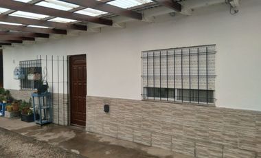 Casa 3 ambientes con patio amplio, El Tejado