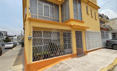 CASA EN VENTA EN ESQUINA COL. CONSTITUCION DE 1917