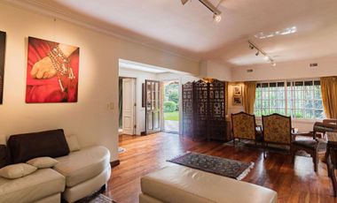 VENTA CASA 7 AMBIENTES SAN ISIDRO  PILETA AP CRED