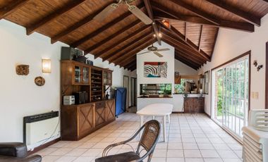 VENTA CASA 7 AMBIENTES SAN ISIDRO  PILETA AP CRED