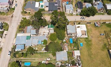 VENTA LOTE CON CONSTRUCCIÓN - TANDIL