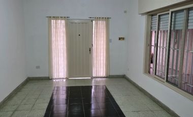 Casa en alquiler en El Palomar