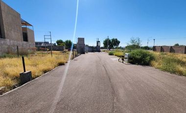 Venta Lote Apto PH B° Privado frente Dalvian