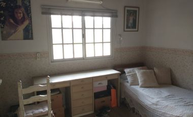 Chalet en venta en Castelar Sur