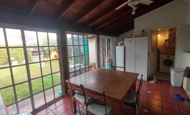 Chalet en venta en Castelar Sur