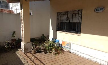 Casa en alquiler en Berazategui Este