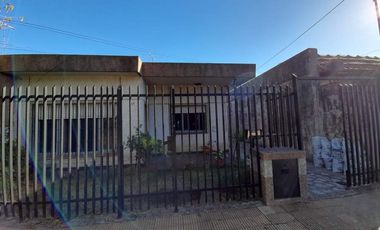 Casa en alquiler en Ituzaingo Norte