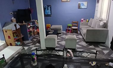 VENTA CASA 4 AMB c/COCHERA - ESTEBAN ECHEVERRIA