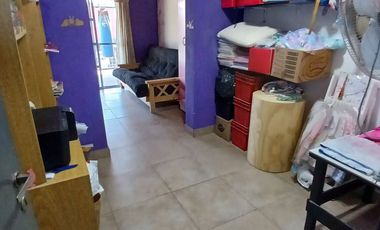 VENTA CASA 4 AMB c/COCHERA - ESTEBAN ECHEVERRIA