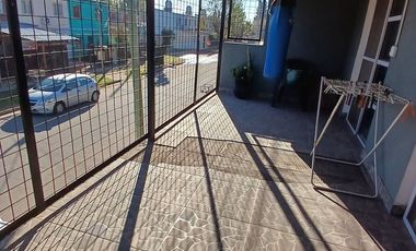 VENTA CASA 4 AMB c/COCHERA - ESTEBAN ECHEVERRIA