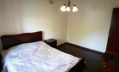 Casa 3 ambientes en venta F.Varela jardín y garage