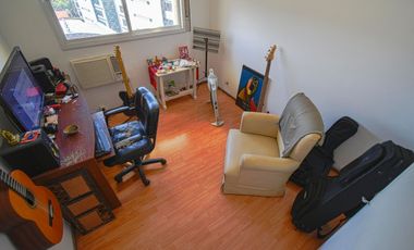 Venta Departamento 4 amb. vista al rio con cochera