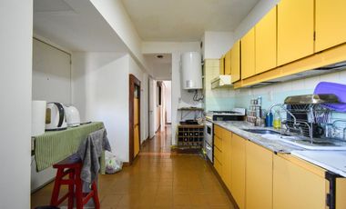 Venta Departamento 4 amb. vista al rio con cochera