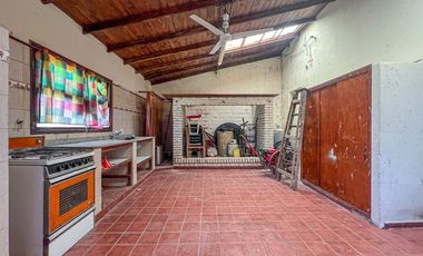 2 Has CASA QUINTA RUTA 88 KM PERMUTA Apto Credito